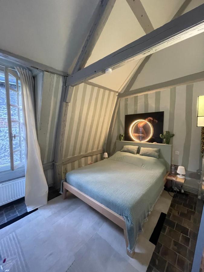 Le Loft Du Homard Bleu - Entre Ciel Et Mer - Free Parking 500M Honfleur Kültér fotó